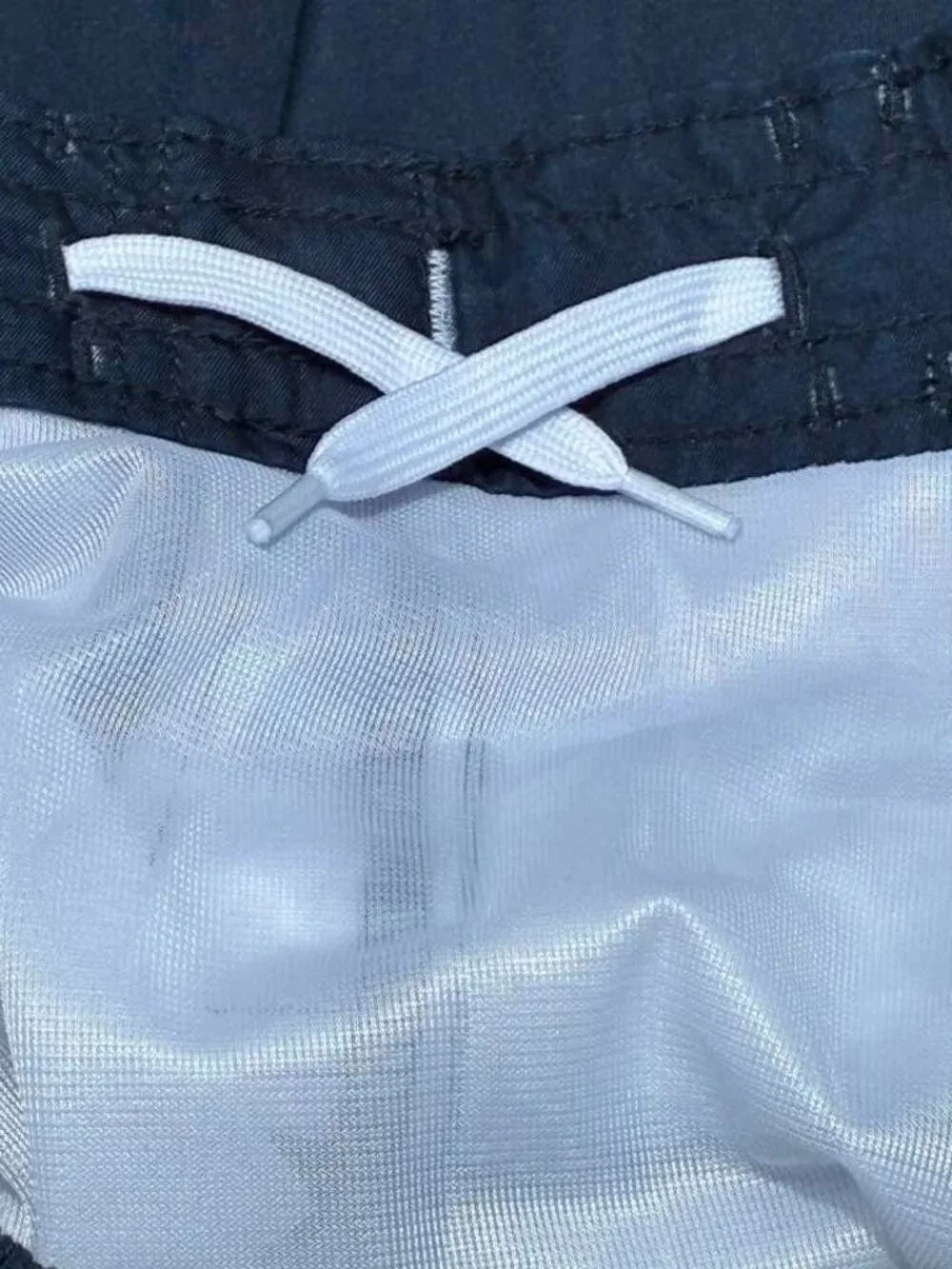 Old Navy Boys 10-12 Ocean Wave Swim Trunks NWT‎